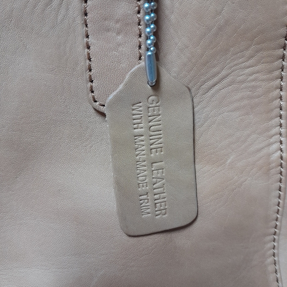 ST. JOHN'S BAY Women's Real Genuine Leather Tan Handbag Size:OS   ST. JOHN'S Bay - Picture 4 of 10